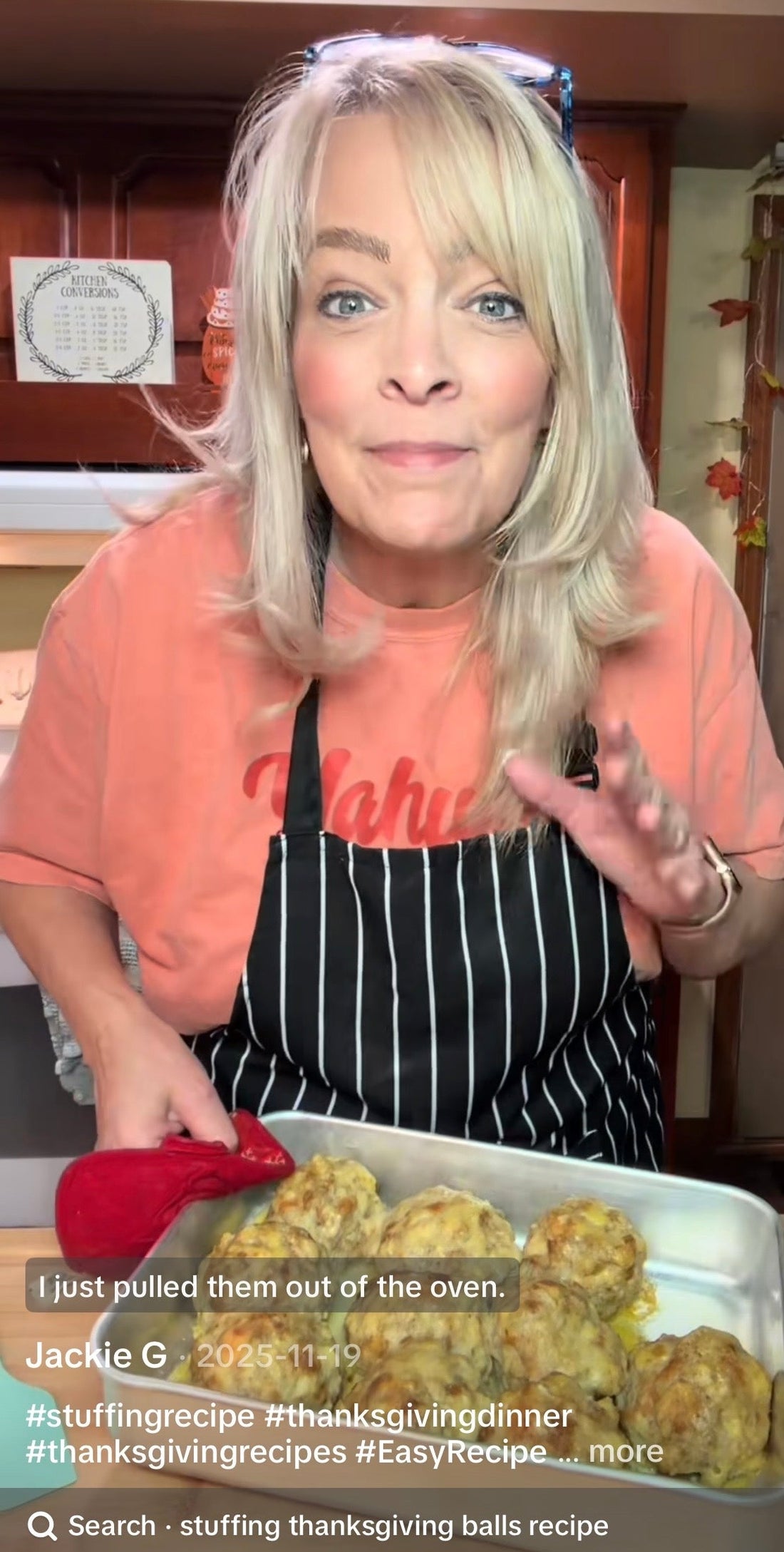 🧡 Mom’s Thanksgiving Stuffing Balls (No Bird Needed!)
